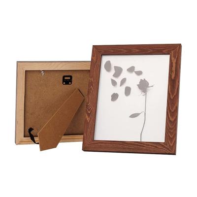 China Simple Wood Art Good Selling Exquisite Wooden Photo Frame For Living Room for sale