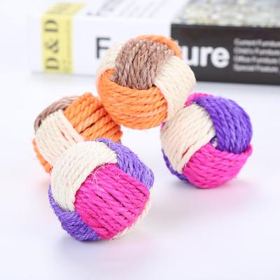 China Viable Wholesale Sisal Hemp Weaving Natural Interactive Cat Toy Ball for sale