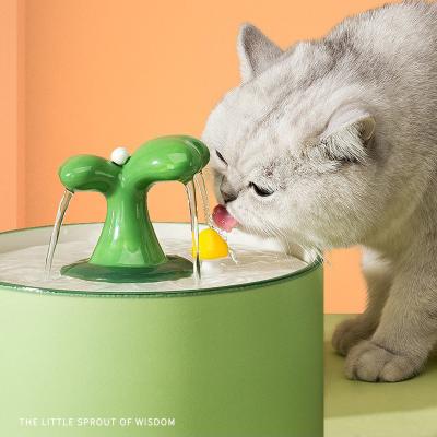 China Pet Automatic Automatic Water Dispenser Water Pet Drinking Station for Dogs and Cats Pet Driver for sale