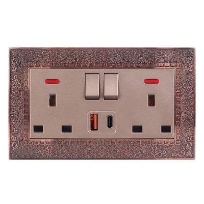 China Wholesale Easy Installation Low Reserved Volume Power 13A UK Plug With USB Port Wall Socket High Quality Eu for sale