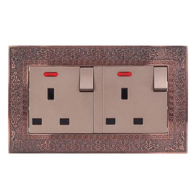 China Easy Installation Electric Accessories UK Standard 13A Socket Power Outlet Hot Selling Bronze Concealed Wall Socket for sale