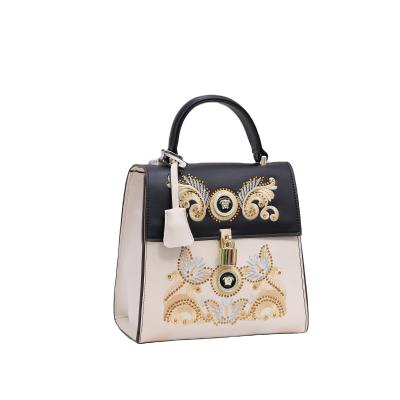 China Fashion Design Party New Handbag Ladies Bags 2021 Nice Shoulder Bag For Women Textures Embroidery Diamonds Handbags for sale