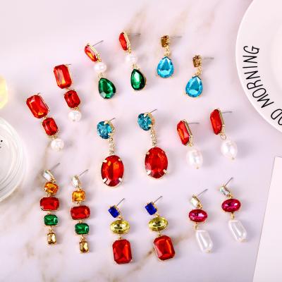 China New Design Rhinestone Stud Earrings Acrylic Jewelry Long Trendy Luxury Drop Earrings For Women for sale