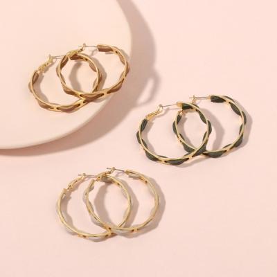 China Trendy Minimalist Vintage European Jewelry Fashion Alloy PU Alloy Twist Circle Circle Leather Earrings Large for sale