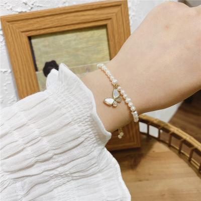 China 2021 Trendy Popular Fashion Jewelry Pearl Link Fancy Butterfly Charm Bracelet For Women Girls for sale