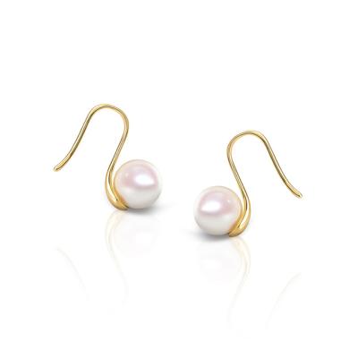 China 2021 Natural High Quality Classic Japanese Style 18K Yellow Gold Akoya Pearl Hook Earrings For Women for sale