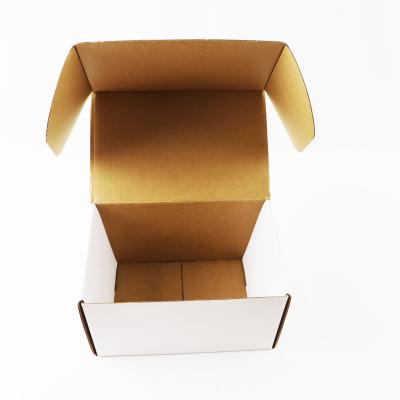 China Recyclable Cardboard Kraft Paper Box Wholesale Three Layer Square Cardboard Stain Mailing Box for sale