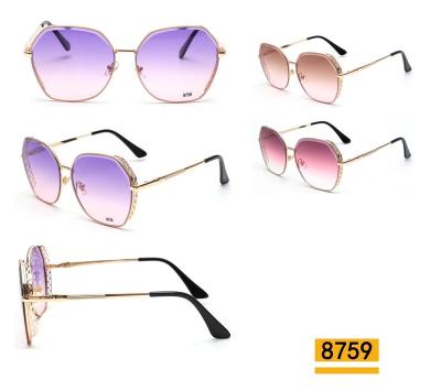 China New Fashion Sunglasses Fashion Vintage 100%UV Clear Over Size Shades Gradient Square Metal Sun Glass Hollow-out Sunglasses for sale