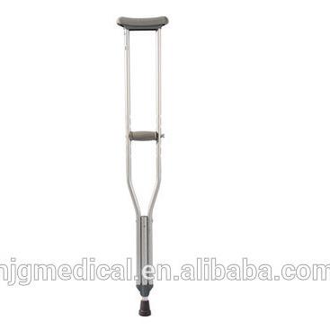 China The elder facilitates the armpit crutch, walking the crutch for sale