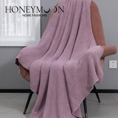 China Portable Hot Sale Super Soft Polyester Amazon 100% Solid Flannel Throw Blanket for sale