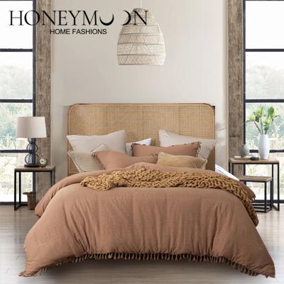 China Factory Supply 3pcs 120gsm Cotton Seersucker Tassel Sustainable Comforter Set Home Comforter Duvet Cover Sets for sale