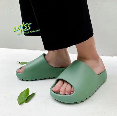 China Trend China Fashion 2021 New Fashion Trend Solid Color Anti Slip Women Summer Graffiti Soft Eva Beach Slides Yeezy Slide Slipper for sale