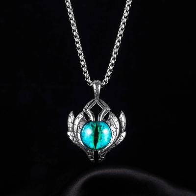 China Wholesale Retro FASHIONABLE Factory Mens Stainless Steel Blue Eye Silver Necklace for sale