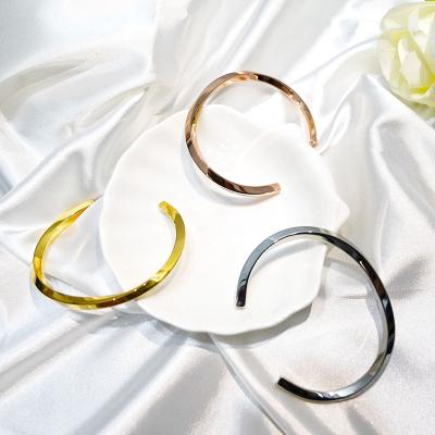 China FASHIONABLE Custom Curved Stainless Steel Cuff Open Bangle for sale