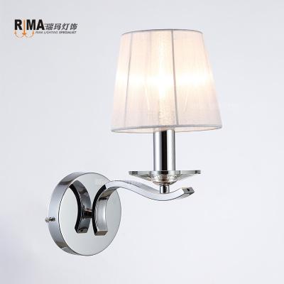 China China Supplier Contemporary Indoor Chrome Fabric Bracket Lamp Iron Single Wall Light For Decor for sale