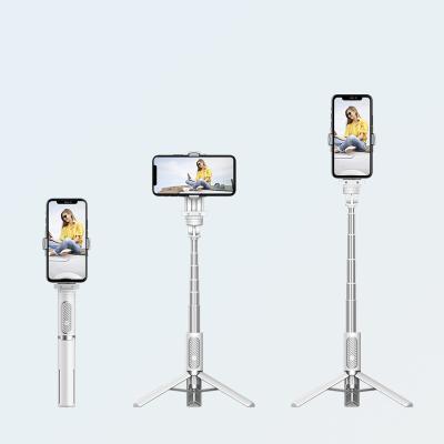 China Selfie 2022 New Products Portable Live Video Stable Equipment With Smart App Control for sale