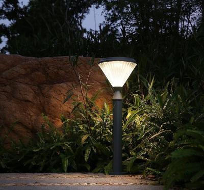 China Aluminum 20W Solar Powered Lawn Lights Painted Matte Solar Garden Lamps for sale