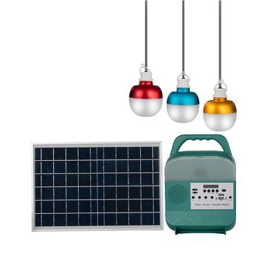 Chine La lampe à énergie solaire d'énergie solaire d'ampoule portative solaire légère extérieure en gros de lampe a mené l'éclairage à vendre