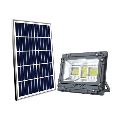 China Luzes solares impermeáveis do jardim solar do sensor do projetor do diodo emissor de luz com controlo a distância à venda