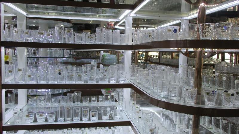 Verified China supplier - Guangzhou Jing Huang Glassware Company Limited