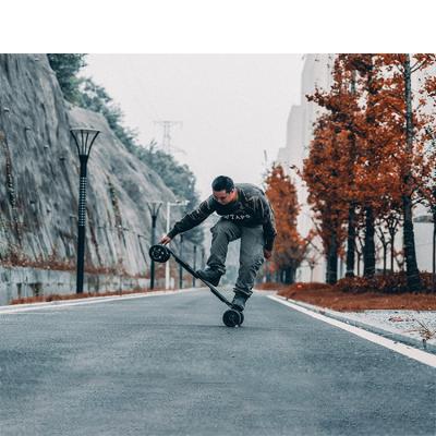 China Adult TRIAL FREE RIDE Maxfin FF PLUS 1600W*2 Off Road 4 Wheel Carbon Fiber Electric Skateboard for sale