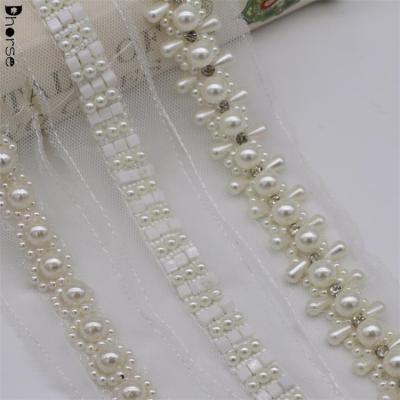 China Sustainable Belle Dhorse Hand Sewing White Pearl Beaded Lace Trim For Wedding Dress for sale