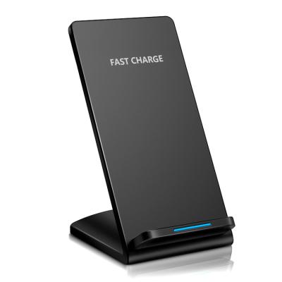 China 2021 Hot Selling Wireless Charger 15w Charger 5W/7.5W/10W Pad Pad 15w Fast Charging Hardware Adaptive Fast Charging Wireless Charger Amazon Hot Selling Radio for sale