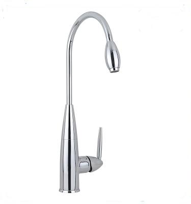 China Contemporary Single Hole Chrome Plated Brass Kitchen Faucet for sale