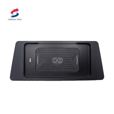 China Hands Free Promotional Durable Single Coils 15W Car ABS PC 3 Wireless Charger For Toyota Hilux (2022) for sale