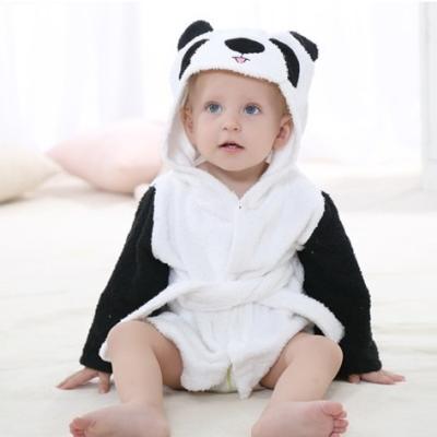 China Compressed Animal Bathrobe Poncho Beach Towel Infant Bathing Honey Baby Hooded Bath Towel Design for sale