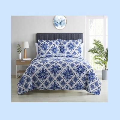 China Lightweight Customized Cotton Printed Without Fabric Waterproof Quilted Custom Printed Comforters Bedspreads for sale