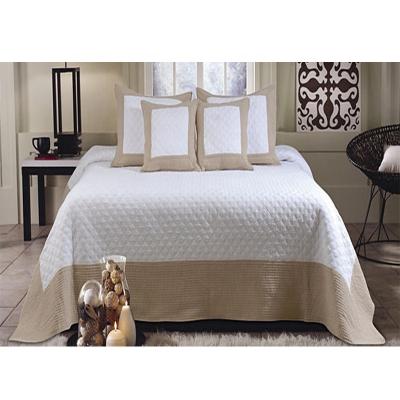 China Fashion factory direct sale design cuddly bed cover large size solid color anti-static satin quilting quilt set for sale