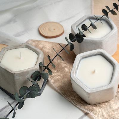 China Birthdays Wholesale Customized Cement Handmade Soy Wax Scented Candles for sale