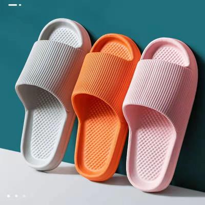 China Lightweight Slippers Wholesale Hotel Couples Bathroom Home Indoor Step On Sense Slippers Crappy Men And Women Outside Wear Flip Flops for sale