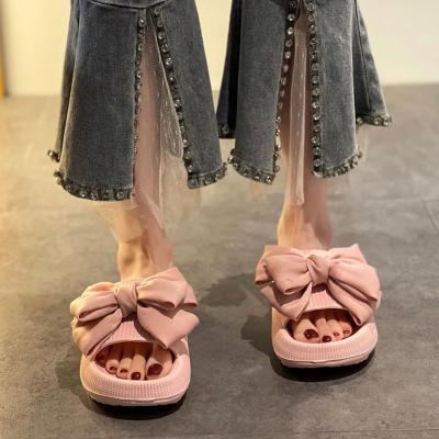 China Hot Selling Light Weight 2023 New Design Summer Beach Ladies Beach Hot Sale Flat Soft Sandals Slippers For Women for sale