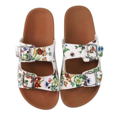 China Cushioning Women's Slippers Outdoor Beach Anti Slip Flat Soft Home Slippers Women's Slippers Sandals for sale