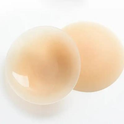 China Women Silicone Reusable Non Adhesive Nipple Covers Invisible Sexy Nipple Pies Pad For Women Breast for sale