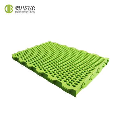 China Durable Round Rib Pig Farming Equipment Plastic Slat Flooring For Piglet for sale