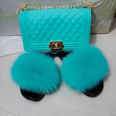 China Fashion Trend Multi Color Fur Slides Fur Slippers Luxury Fur Slide And Purse Set for sale