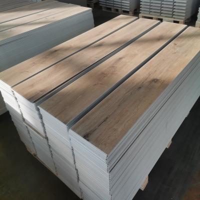 Chine Spc anti rayures Piso Flotante Spc plancher Vietnam plancher en vinyle Spc Cliquez avec Eva caoutchouc à vendre