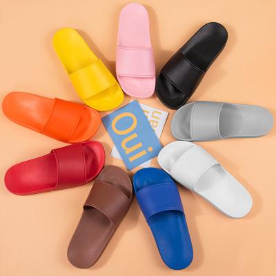 China Fashion Trend PVC Logo Simple Empty Custom Men's Slippers Street Wear Slippers Outdoor Slides For Men's OEM Logo Sandals Unisex Slipper for sale