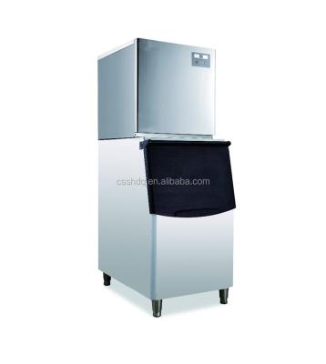 China Hotels 200kg Per Day Cube Ice Maker Machine Small Cube Ice Machine IM-200 for sale