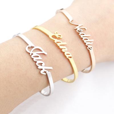 China Custom Jewelry Trendy Jewelry For Gifts Names Bracelet 3 Colors Bracelet Personalized Custom Bracelet for sale