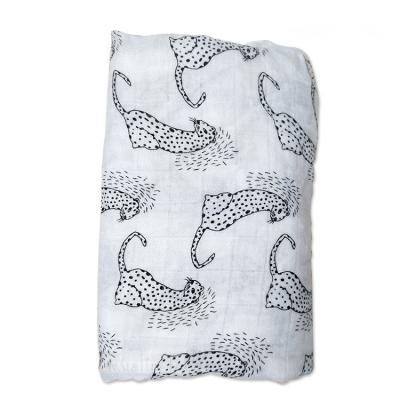 China Custom 100% cotton muslin printing anti-pilling baby clothes 47'' x47 muslin squares reusable burp cloth for sale