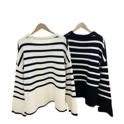 China Anti-wrinkle autumn winter turtle neck sweater women new loose split protect knitting striped sweater for sale