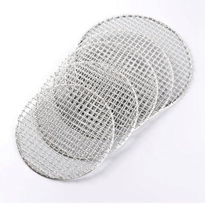 China Dustproof Grill Mesh Welding Woven Wire Mesh Stainless Steel Barbecue Camping Grill for sale