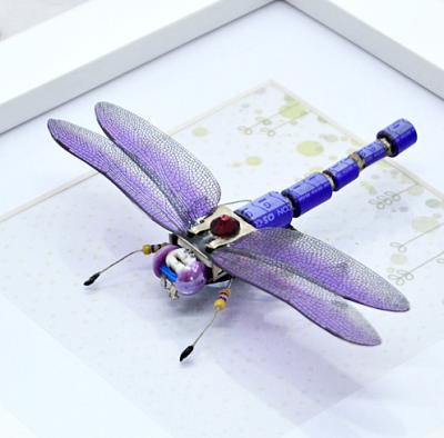 China Living Room Art Framed Insect For Handmade Art Best Gift For Mother Sister Friends Adult for sale