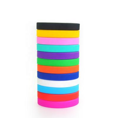 China Customizable Outdoor Sports Sports Wristband for sale