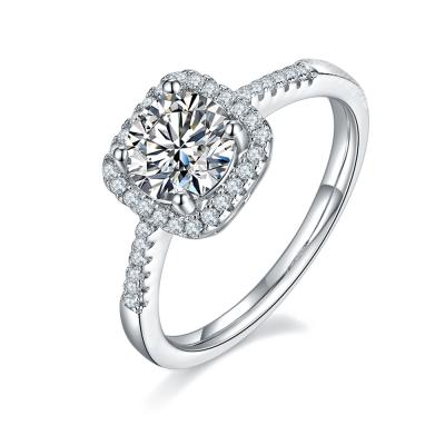 China CLASSIC 925 Sterling Silver Moissanite Jewelry Cushion Halo Engagement Moissanite Ring for sale