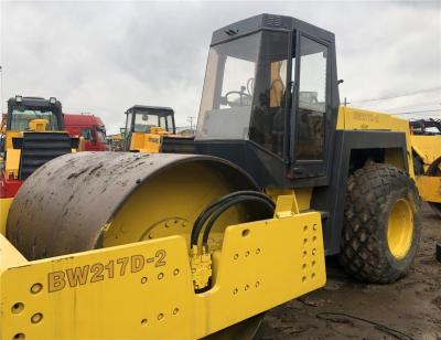 Китай Одиночный барабанчик 17ton использовал конструкцию Bomag Bw217D-2 Vibratory ролика продается